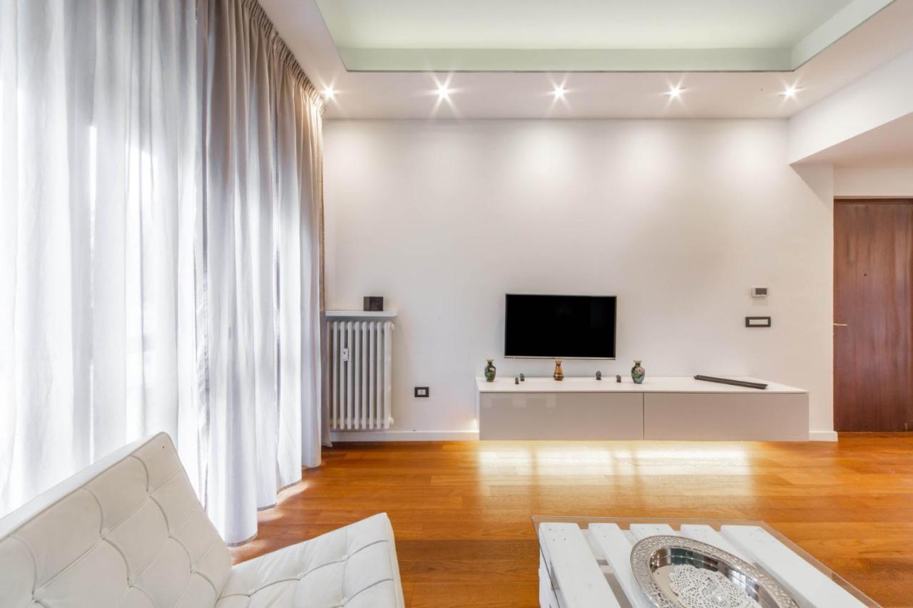 Easylife - Lussuoso Trilocale Con Balcone E Vasca Idromassaggio In Zona Barona * Mailand